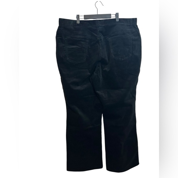 Nwt Jones Studio Plus Size Black Corduroy Stretch Bootcut Pants - Picture 2 of 3